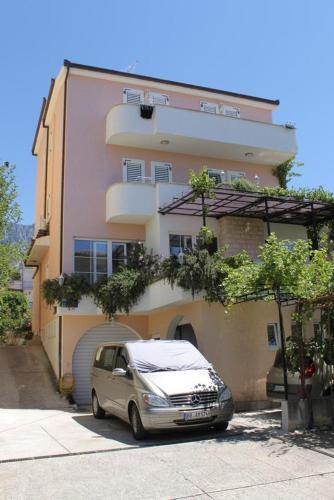 Hostal Double Room Baska Voda 6704g