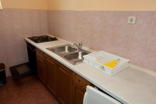 Apartments With A Parking Space Baska Voda (makarska) - 3059