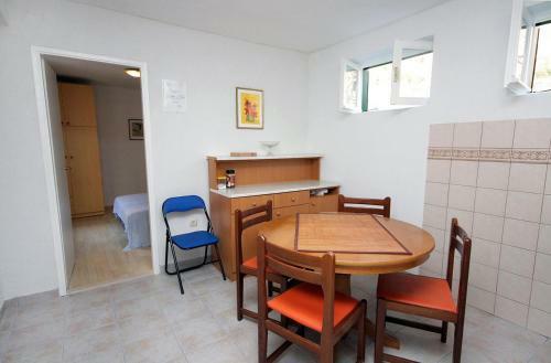 Apartment Krvavica 4879a
