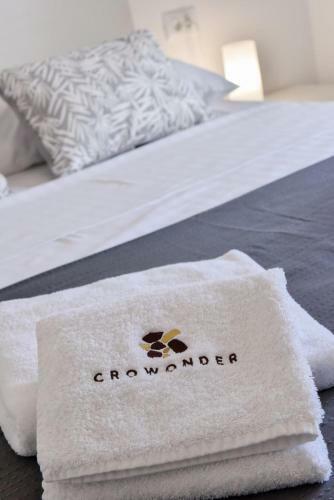 Crowonder Bay Villa