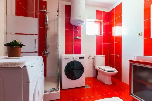 Hostal Topalli Apartments