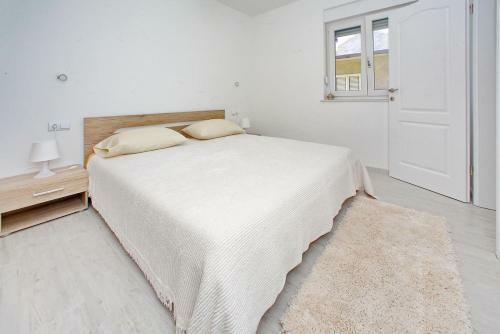 Apartment Bibinje 16320b