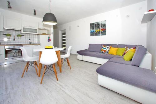 Apartment Bibinje 16320b