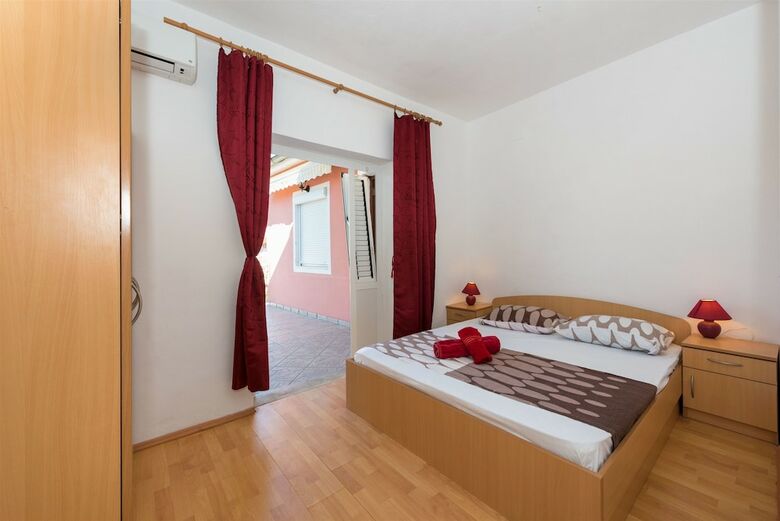 Hostal Apartment Bepo