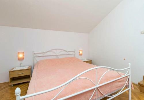 Hostal Apartments And Rooms Mate 1