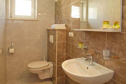 Bol Apartments Anna