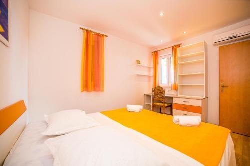 Apartment Bol 13665c