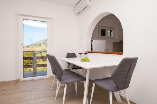 Sunrise Apartments Bol