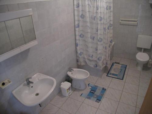Apartments With A Parking Space Bol (brac) - 12474