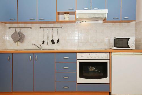Apartments Villa Adria Bol