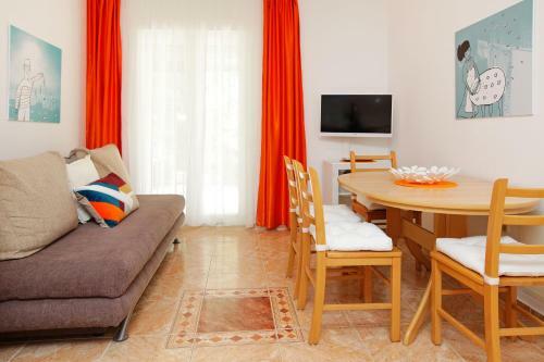 Apartments Villa Adria Bol