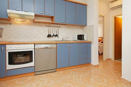 Apartments Villa Adria Bol