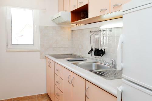 Apartments Villa Adria Bol