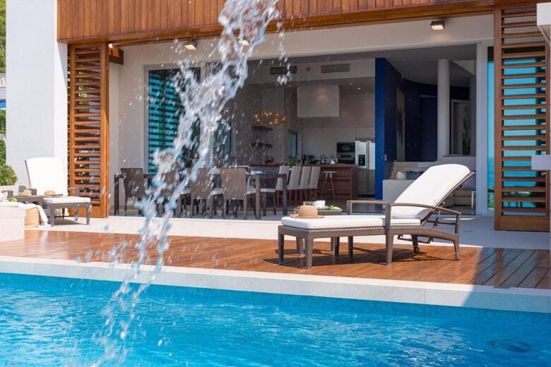Luxury Villa Brela Pride *****