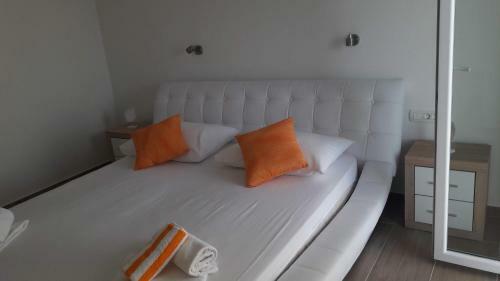 Apartments Stomarica