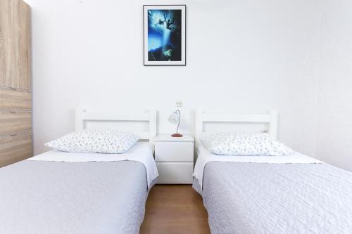 Apartment Brela 13620b