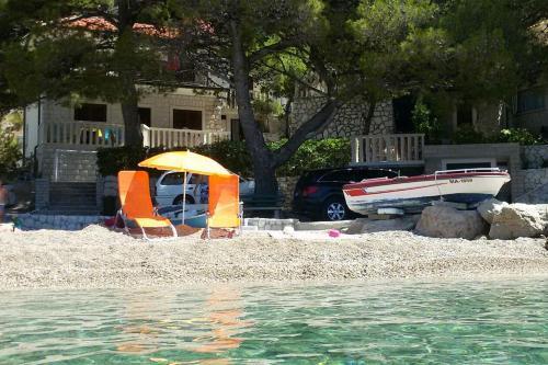 Apartments By The Sea Brela (makarska) - 16065