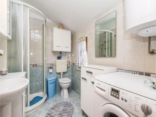 One-bedroom Apartment In Brsec