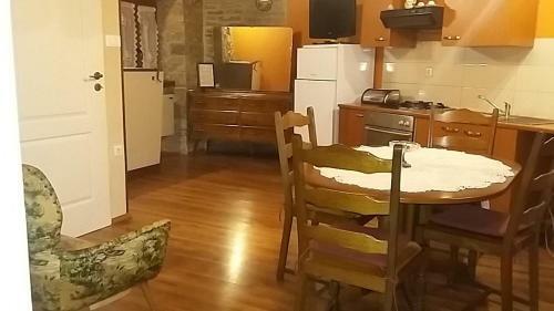 Apartment Veli Mlun 13099a