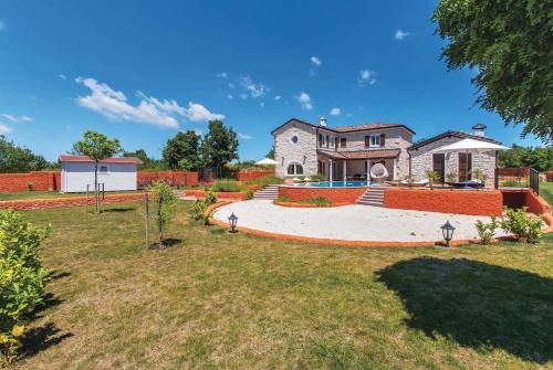 Villa Luxoria