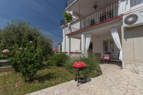 Apartamentos Buto Br. 2 (2+2 Pax)