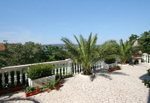 Apartments With A Parking Space Crikvenica - 5532