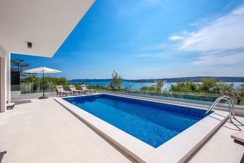 Luxus Villa Arly