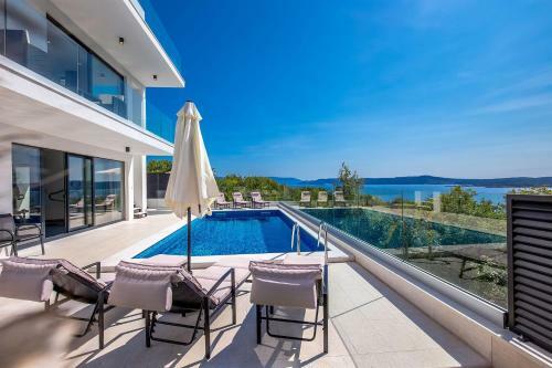 Luxus Villa Arly