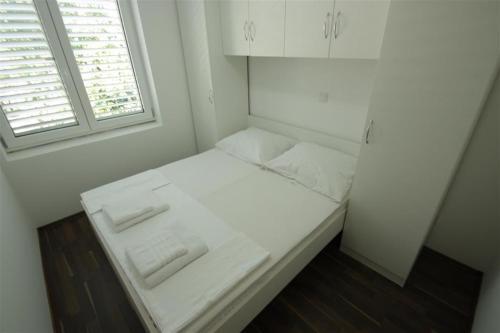 Apartments In Crikvenica 5529