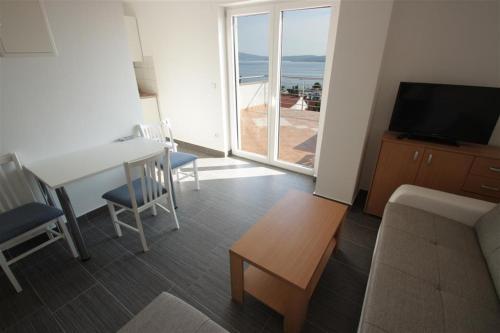 Apartments In Crikvenica 5529