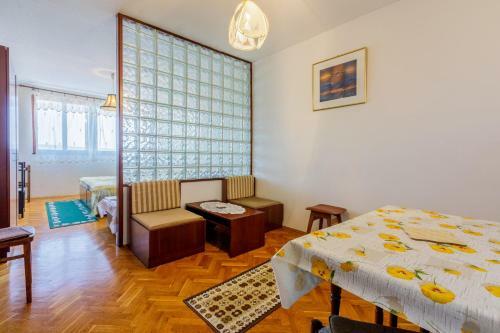Apartments Ivica