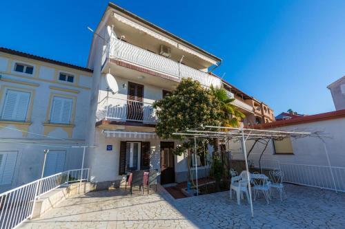 Apartment Crikvenica 13204c
