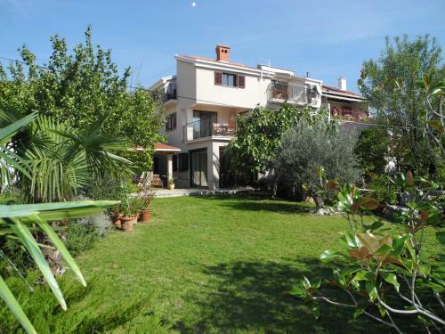 Apartamentos Damir Studio