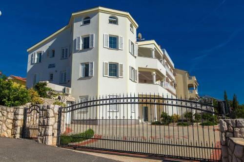 Apartment In Crikvenica 5516