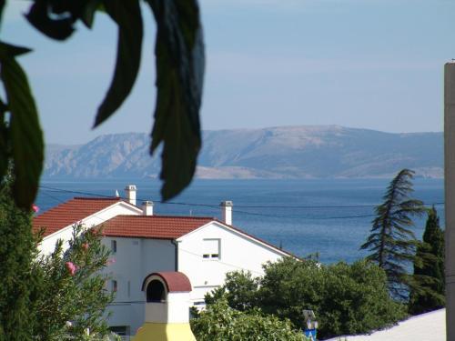 Holiday House Crik