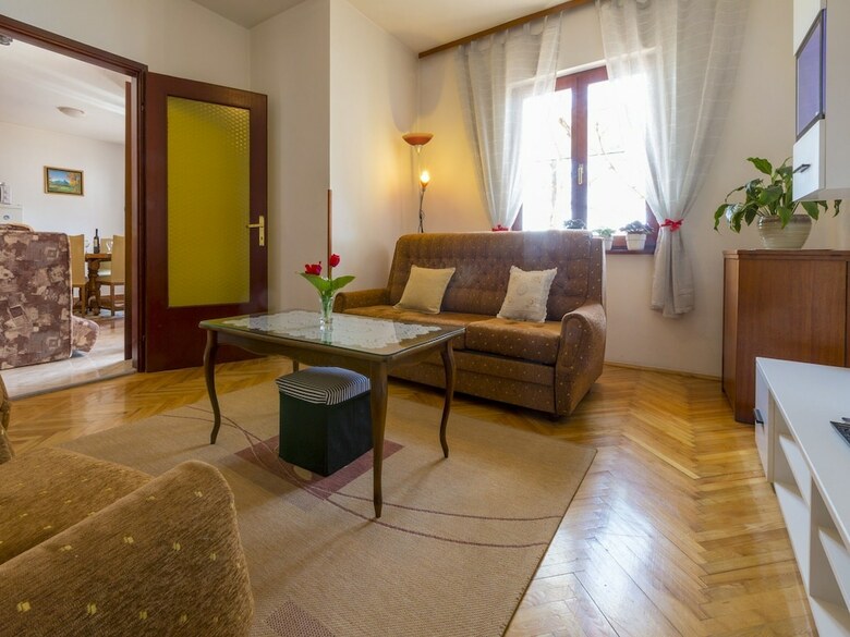 Apartments Lilin