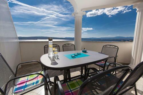 Apartments In Crikvenica 5517