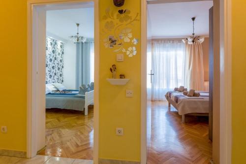 Apartments In Crikvenica 14220