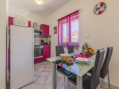 Apartment Lena