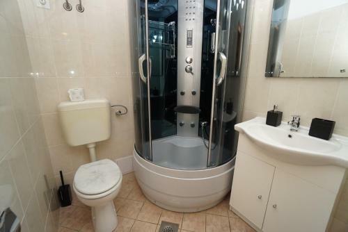 Hostal Apartments Kristijana