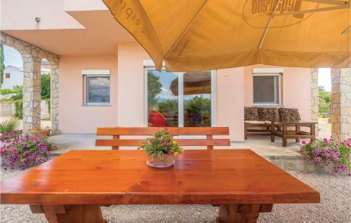 Three-bedroom Holiday Home In Klanice