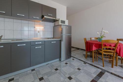 Apartments With A Swimming Pool Dramalj (crikvenica) - 5551