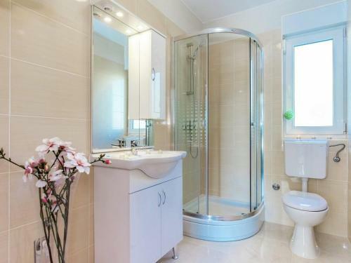 House Chiara 2