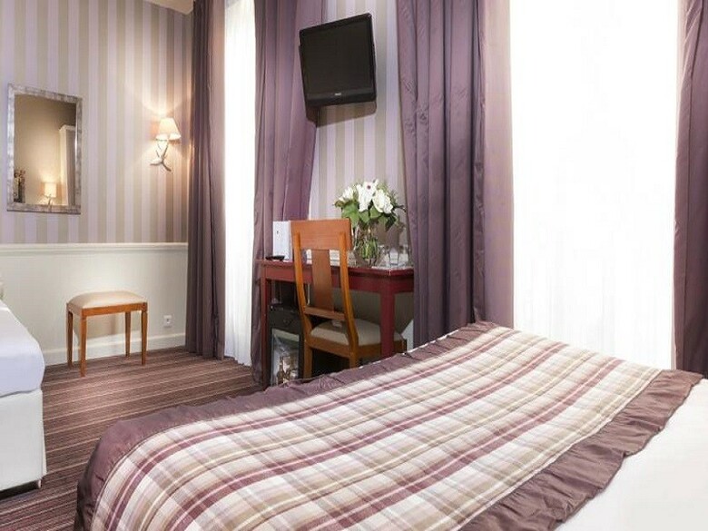 Elysees Union Hotel
