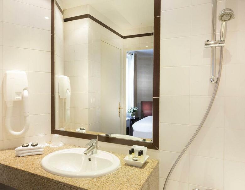 Elysees Union Hotel