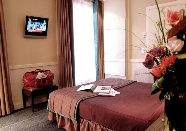 Elysees Union Hotel