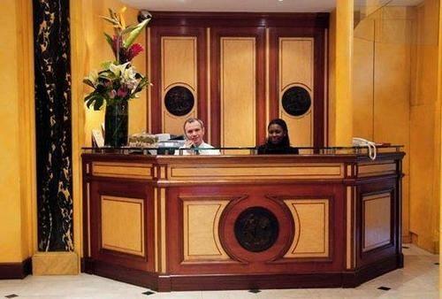 Elysees Union Hotel