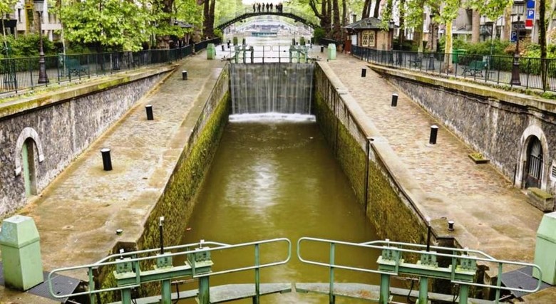 Hotel Kyriad Canal Saint Martin Republique