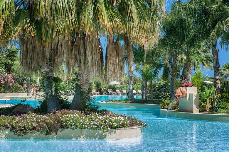 Hotel Acacia Resort