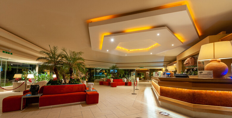 Hotel Acacia Resort